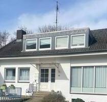 **3 ZIMMER-WOHNUNG MIT 2 KLEINEN BALKONEN - NUR 500 METER VOM STRAND ENTFERNT** - Scharbeutz