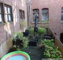 Aachen-City: Sehr gut geschnittene 3 Zi-Whng. im Zentrum, mit Einbauküche u. Terrasse;