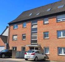Minijob 4 Std.Wo. 240 € + schöne 3-Zi.-Wohnung in Paderborn Schloß Neuhaus, ruhige Lage, DG - Paderborn OT Schloß Neuhaus