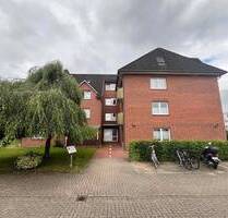 Sofort verfügbar: 3-Zimmer-Wohnung mit Balkon und Einzelgarage in Zeven!