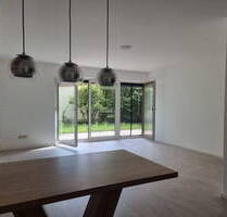 Ruhige, sonnige 2-Zimmer Gartenwohnung - 59 qm - mit Südterrasse im Münchner Norden - München Milbertshofen-Am Hart