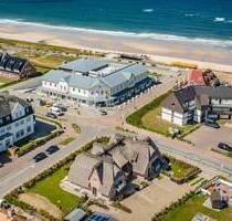 Exklusives Wohnen unter Reet direkt am Strand - Wenningstedt
