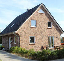 Gemütliches Familienhaus im klassischen Stil Neubauplanung - Niedrigenergiehaus mit Wärmepumpe - Beldorf