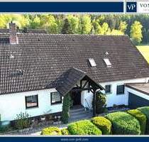 Betriebsurlaub bis 06.01.26. Ab 07.01.26 sind wir wie gewohnt für Sie da! - Elegantes Anwesen in schöner Wohnsiedlung mit Pool und herrlichem Garten! - Lichtenau