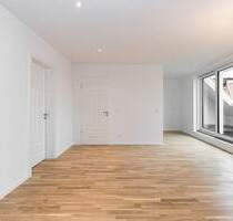 Licht und Luft über den Dächern - exklusive 2-Zimmer-DG-Wohnung mit Terrasse - Leipzig Reudnitz-Thonberg