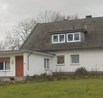 Zweifamilienhaus mit Garage in Herford !