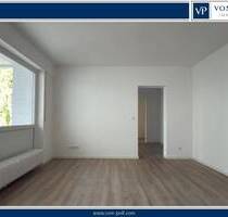 Helle Zwei-Zimmer-Wohnung mit großem Balkon und Tiefgaragenstellplatz - Frankfurt am Main Niederursel