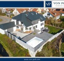 Einzigartiges EFH mit Pool - 1.299.000,00 EUR Kaufpreis, ca.  329,00 m² in Volkertshausen (PLZ: 78269)