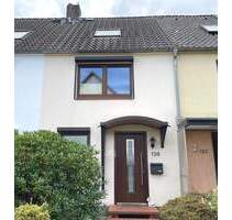 Verkaufsangebot für ein 5 Zimmer Mittelreihenhaus, ca. 90 m² Wohnfläche, ca. 166 m² eigenes Grundstück in 21629 Neu Wulmstorf