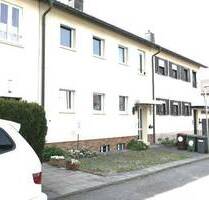 EINFAMILIENHAUS als REIHENMITTELHAUS in ruhiger Lage mit 2 Balkonen & Garten in STUTTGART-WEILIMDORF (WOLFBUSCH)