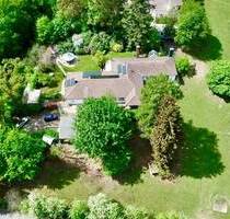 SUPER Bungalow * Schwimmhalle * Wärmepumpe * 3-fach Verglasung * isolierter Fassade * uvm.. - Mossautal Ober-Mossau