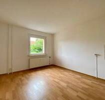 Im Erdgeschoss: 1-Raum-Wohnung mit ebenerdiger Dusche - Oschersleben