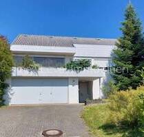 Freistehendes Einfamilienhaus mit großem Garten - Ofterdingen