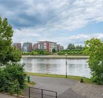 Schönes 5-Zimmer-Stadthaus (REH) mit 2 TG in unmittelbarer Mainnähe in Top-Lage Nord-Sachsenhausen - Frankfurt Sachsenhausen - Nord