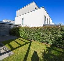Ihr neues Zuhause ruft - Lassen Sie Ihre Träume nicht warten - neuwertige DHH in Bad Vilbel