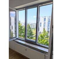 2-Zimmer Dachgeschosswohnung mit bis zu 3,80 m hohen Decken und Balkon - Schönefeld