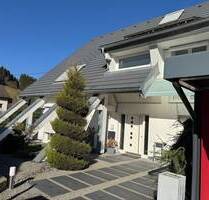 Architektonisches Highlight in Modernem Design - Buchenbach Unteribental