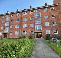 2-Zimmer-Eigentumswohnung mit Balkon und Garage in Lübeck-St. Lorenz-Nord (Musikerviertel)