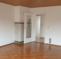 RUHIGE LAGE! 2-FAM.-HAUS in EMMERTING