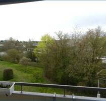 4 Zimmer Maisonette- Wohnung mit Garage und Einbauküche im 4.OG mit Balkon und herrlichem Blick. - Radolfzell am Bodensee