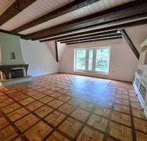 Großzügiges Wohnen im Grünen - Oberwohnung in einem Niedersachsenhaus - Marl / Haßlinge
