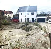 ***Schönes Baugrundstück in Dachau für eine DHH oder Wohnungen in ruhiger Lage***