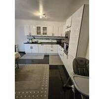 Moderne und Zentrale 3-Zimmer-Erdgeschosswohnung- nur 1 Minute zum Bahnhof! - Duisburg Neudorf-Süd