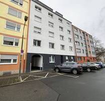 Gut geschnittene 2-Zimmer-Wohnung mit Einbauküche und Balkon - Nürnberg Hohe Marter