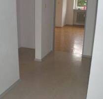 Gemütliche 2-Zimmer-Wohnung im 3. OG mit Balkon in zentraler Lage - Freyung