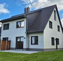 +++NEUBAU+++ Exklusive Doppelhaushälfte mit Bodden und Ostseeblick inmitten unberührter Natur - Klausdorf Wendisch Langendorf