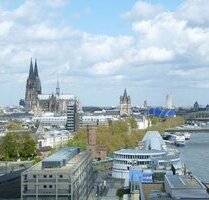 Top of Cologne: Kranhaus mit Premiumblick - Köln Altstadt-Süd