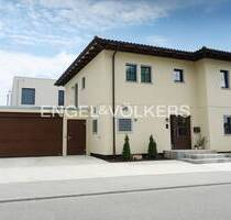 Individuell gestaltetes Schwörer-Haus mit Doppelgarage, Garten und Terrasse . stilvoll, modern und kurzfristig verfügbar - Gomaringen