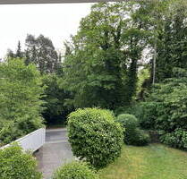Pullach Großhesselohe - helle, große Wohnung auf parkähnlichem Grundstück - Pullach im Isartal