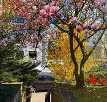 Freistehendes Mehrfamilienhaus in Stuttgart-Stammheim - 2014 modernisiert