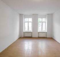 2-Zimmer Souterrain Wohnung mit EBK und zwei Bädern! Bezugsfrei! - Berlin Köpenick