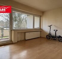 Renovierungsbedürftige 4-Zimmer-Wohnung mit Balkon & Garage in Aachen-Forst