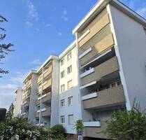 Von Privat - Wohnung 3 - Zimmer - Küche - Bad mit Balkon in einem gepflegten Mehrfamilienhaus - Obertshausen - Hausen