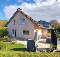 Sehr gepflegtes Wohnhaus mit Garage und Garten in ruhiger Wohnlage - Sasbach am Kaiserstuhl Jechtingen