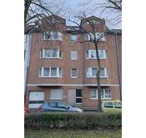 Wohnhaus mit Garten und Tiefgarage in Unterrath! - Düsseldorf
