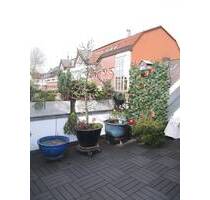 GROßZÜGIG UND BEZAHLBAR Eigentumswohnung mit Loggia und Garage - Essen Frohnhausen