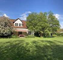 OHNE MAKLER ! Charmantes Haus auf gr. Anwesen zw. den Eutiner Seen nah der Ostsee (Holst. Schweiz)