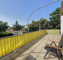 Helle 4-Zimmer-Wohnung mit großem Südbalkon und Stellplatz - Hemhofen