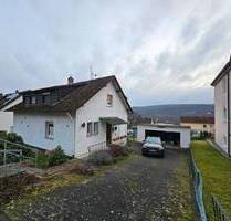 Wohnen & Bauen vereint: Zweifamilienhaus mit Baupotenzial auf Traumgrundstück in Ortenberg