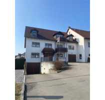 2-Zimmer-Wohnung im I. OG mit Balkon zu vermieten - Oberzell - - Ravensburg