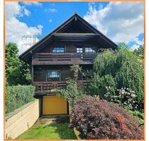 Holzblockhaus im Grünen mit Schwimmbad und großer Terrasse - Tiefgarage - Photovoltaik - E-Ladestati - Berlin Wartenberg