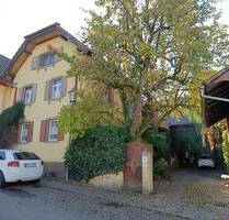 Ehemaliger Winzerhof mit Nebengebäuden - Endingen Amoltern