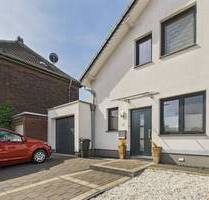 Moderne Doppelhaushälfte in ruhiger Lage - mit Terrasse, ideal für Singles & Paare in Waldenrath! - Heinsberg / Waldenrath