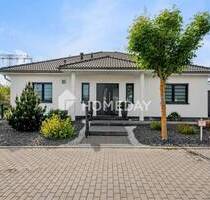 Moderner Bungalow mit 3 Zimmern, hochwertiger Ausstattung, Garten, Terrasse und Doppelgarage - Großbeeren