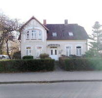 Freistehendes Einfamilienhaus EFH Gewerbeobjekt Ehem. Zahnarztpraxis - Tolk