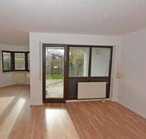 pfiffige EG Wohnung mit kleinem Garten in zentraler Lage München Pasing, bezugsfrei und renoviert